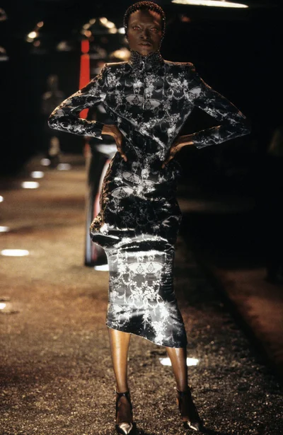 Look 12